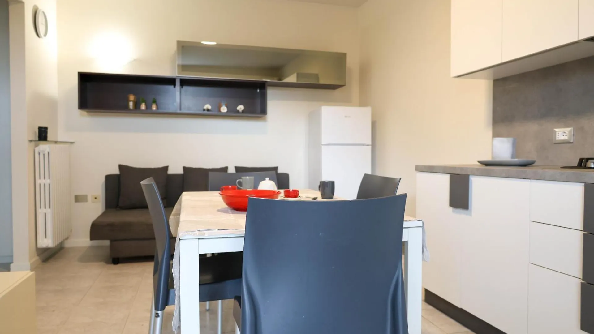 Patty 14 Apartman Sirmione 0*,  Olaszország